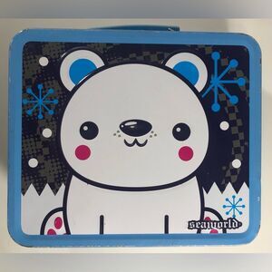 SEAWORLD Polar Bear Cub ,Metal Souvenir, Collectible Lunchbox ©2012 Loungefly